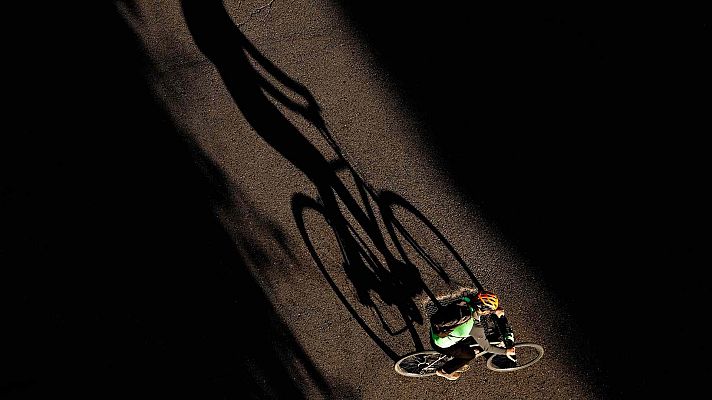 El tiempo - Se mantiene la situación anticiclónica en la península y Baleares, con cielo poco nuboso