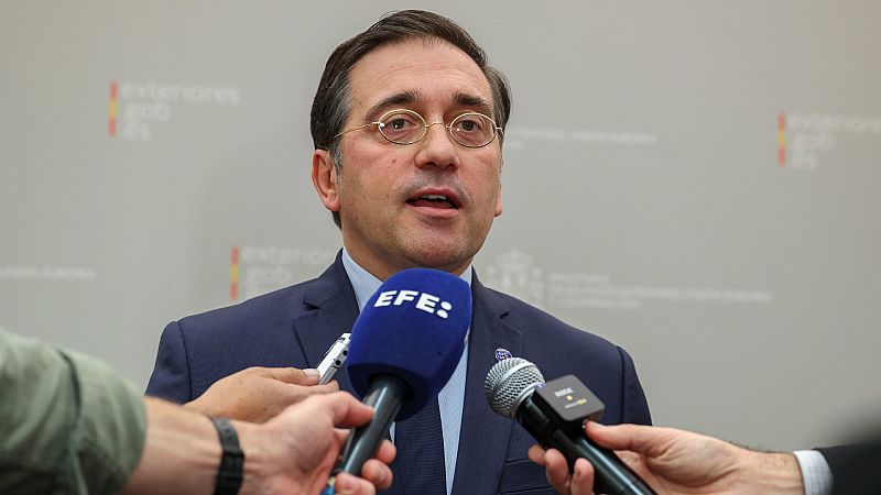 El ministro de Asuntos Exteriores, José Manuel Albares, ha confirmado a TVE que va a convocar a la embajadora de Israel en Madrid por las "inaceptables y falsas acusaciones" de su Gobierno al presidente Sánchez.
