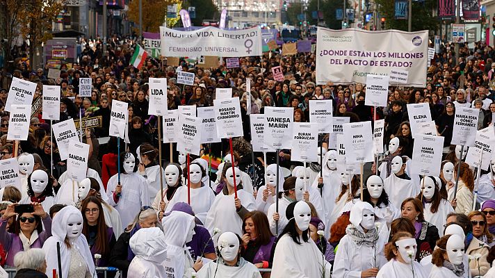 Manifestaciones en toda España piden erradicar la violencia contra la mujer