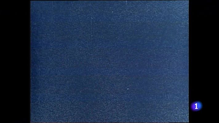 Telediario 1 - 25 años de la muerte de Gloria Fuertes