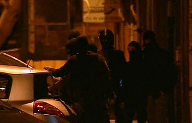 Dos detenidos por colaborar con ETA