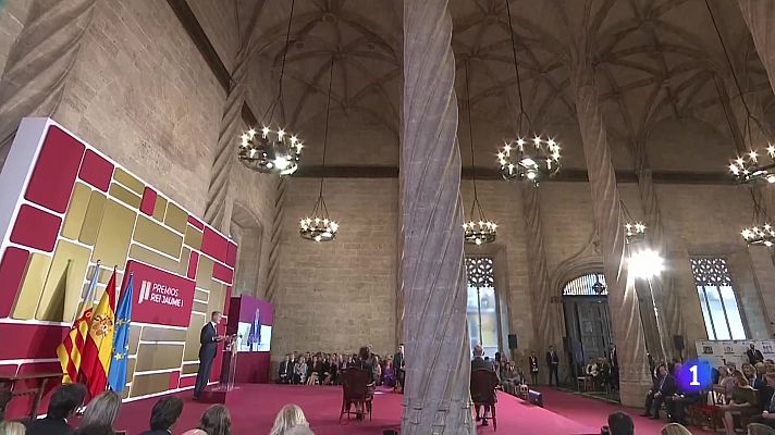 L'informatiu - Comunitat Valenciana - Los galardonados reivindican una mayor inversión en ciencia y emprendimiento