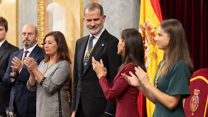 El rey abre la legislatura y pide dejar una España sólida y unida" en un acto sin el independentismo
