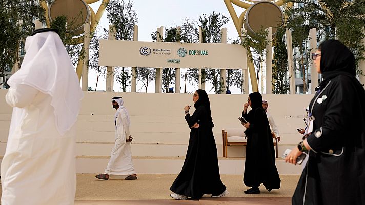 Telediario 1 - Los países se enfrentan al reto de llegar a acuerdos en la cumbre de Dubái en un año de guerras y récords de temperatura