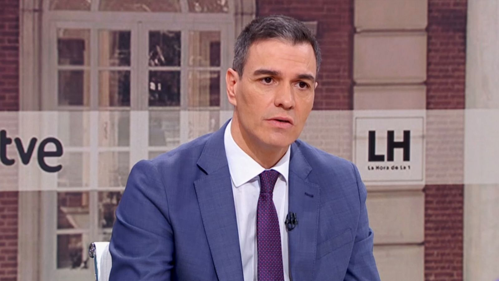 Sánchez defiende en TVE la figura del mediador