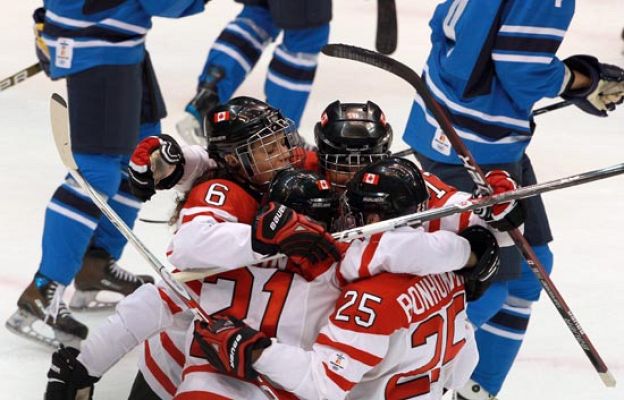  - Canadá, finalista en hockey (fem)