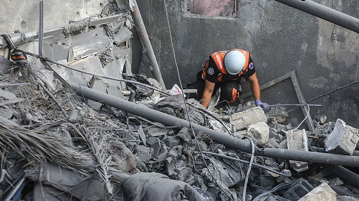 Telediario en lengua de signos - Telediario - 21 horas - 01/12/23 - Lengua de signos