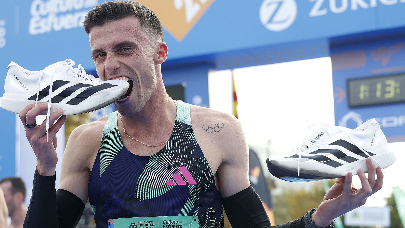 Lass zapatillas con placas de carbono revolucionan el atletismo - ver ahora