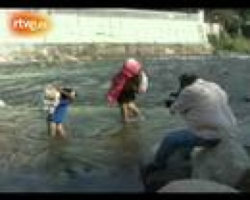 En portada - Cruzando fronteras. Así se hizo