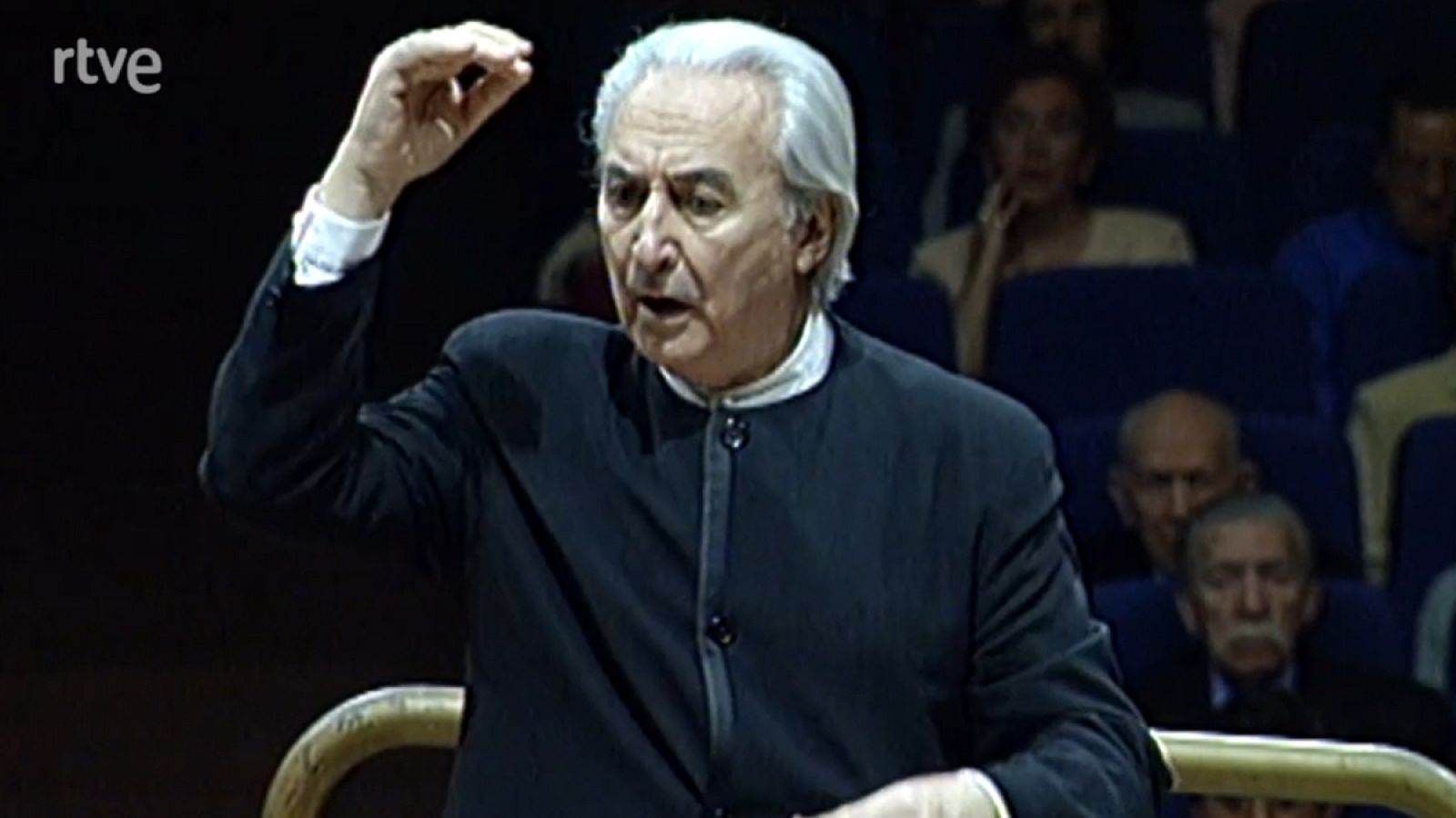 Concierto homenaje a los directores titulares del Coro de RTVE - Música en el Archivo de RTVE | Ver