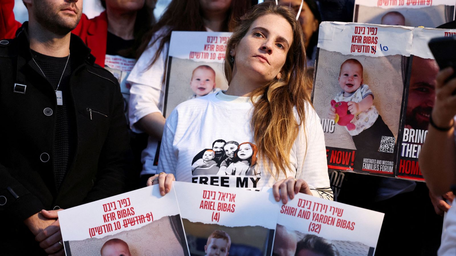 Los familiares de los rehenes israelíes reclaman al gobierno una acción inmediata