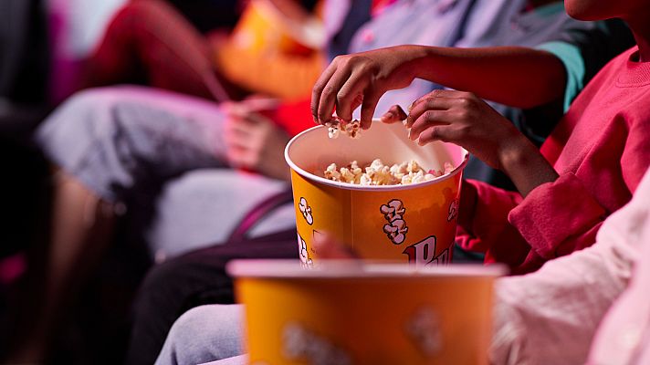 Telediario 1 - Multa de 30.000 euros a Yelmo Cines por impedir el acceso a salas con comida del exterior