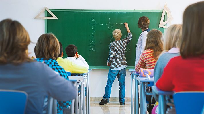 Telediario 1 - Bajada generalizada en el informe PISA