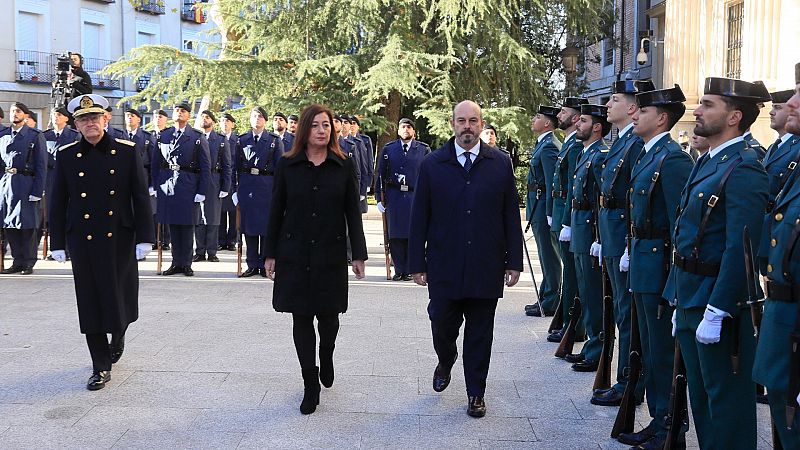 Armengol insta a cumplir la Constitución en su discurso por el 45 aniversario en el Congreso