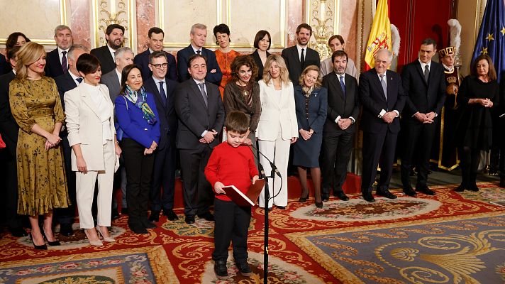 Telediario 1 - Pablo, el protagonista inesperado del día, lee el artículo sobre los derechos del niño