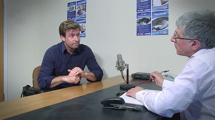 That's English - Intermedio B2.1 - Unit 8A: The butler did i