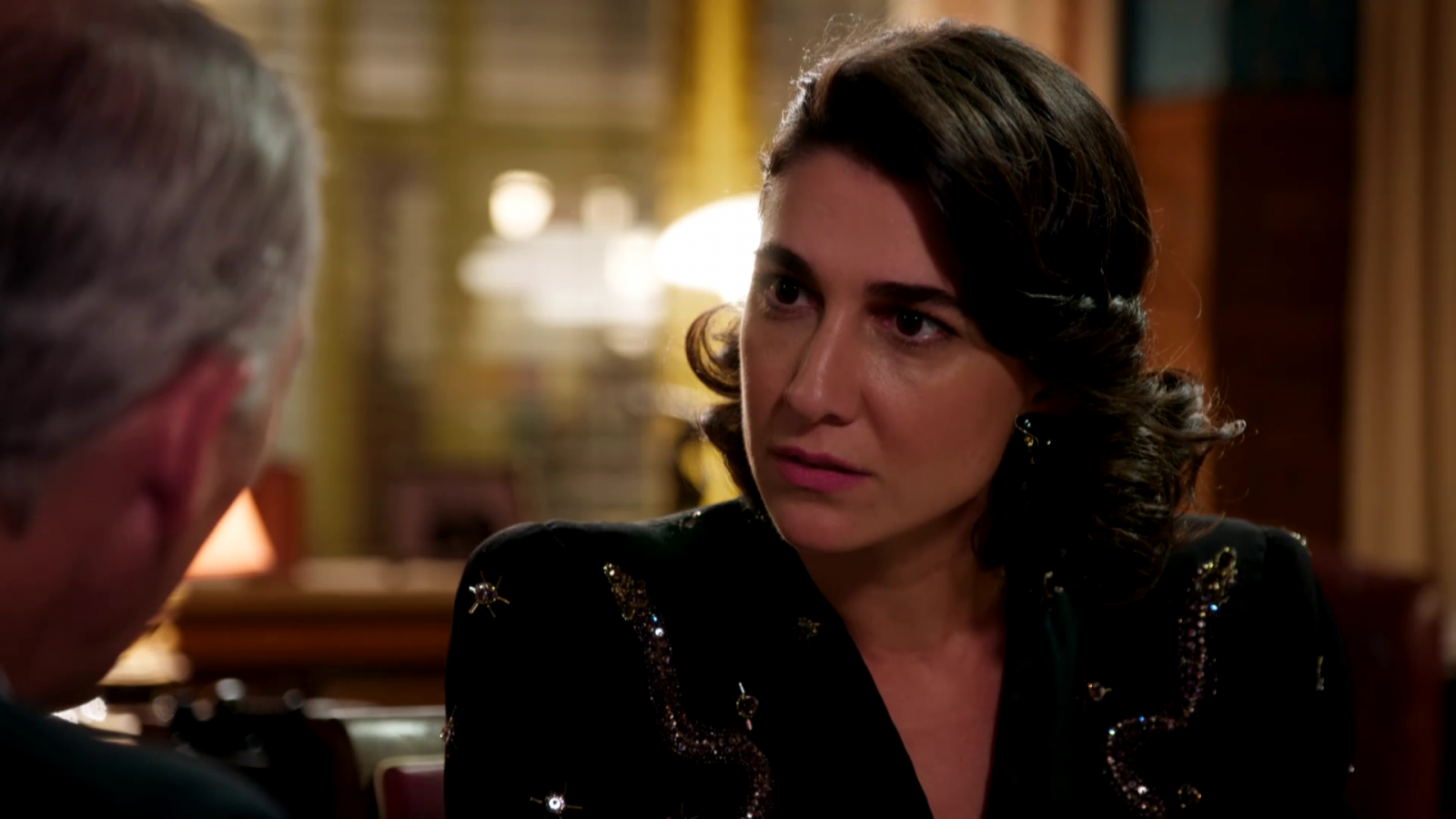 Doña Carla cambia su declaración - Salón de té La Moderna | Ver