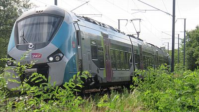 Viajar en tren - Episodio 23: Francia: Orleans-Nantes-Le Croisic - ver ahora