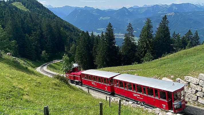 Austria: Steyr-Grunburg + St. Wolfgang-Schafberg