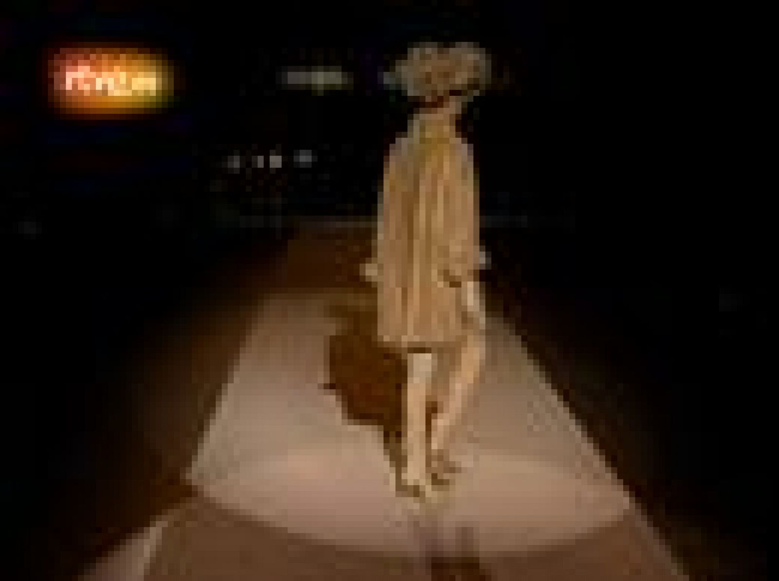 Desfile de Miguel Marinero en la Cibeles Madrid Fashion Week 2010 | Ver