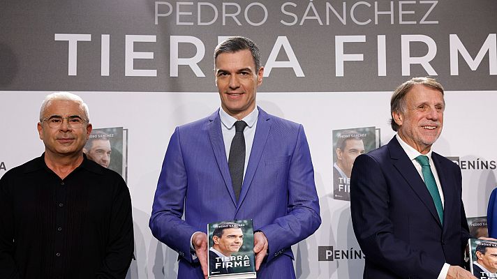 Sánchez presenta su segundo libro, 'Tierra Firme