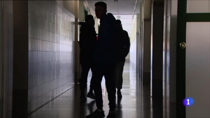  - España es el cuarto país de la OCDE con más alumnos repetidores, siendo la pobreza una de sus principales causas