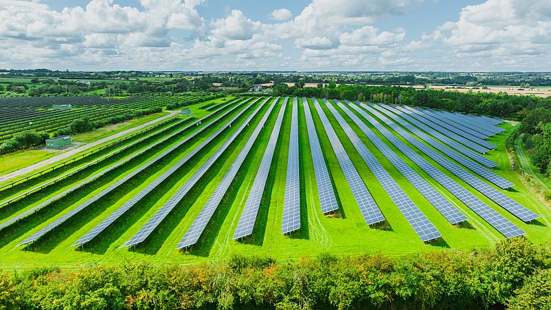 La unión del sector privado y el público, fundamental para lograr la transición energética