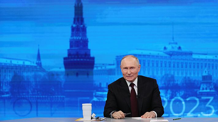 Telediario 1 - Putin retoma su comparecencia anual y asegura que la contraofensiva ucraniana ha fracasado
