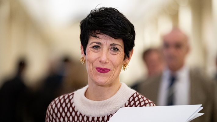 La hora de La 1 - Elma Saiz circunscribe el acuerdo con EH-Bildu en Pamplona "en el ámbito local" y reitera la "mano tendida" a Feijóo por el "interés general"