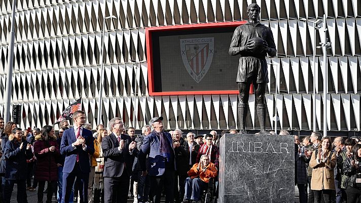 Telediario Fin de Semana - Así ha sido el homenaje a Iribar antes del Athletic Club - Atlético de Madrid