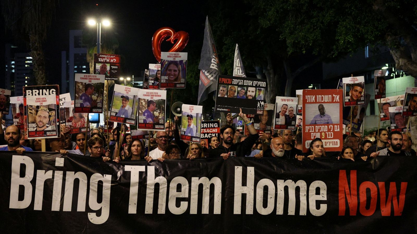 Las familias de los rehenes piden a Israel una nueva tregua para liberarlos