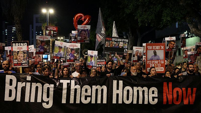 Los familiares de los rehenes piden a Israel que priorice la liberación de los secuestrados