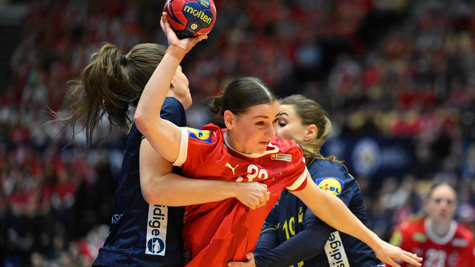 Balonmano - Campeonato del Mundo Femenino. Partido por el 3er puesto: Dinamarca - Suecia