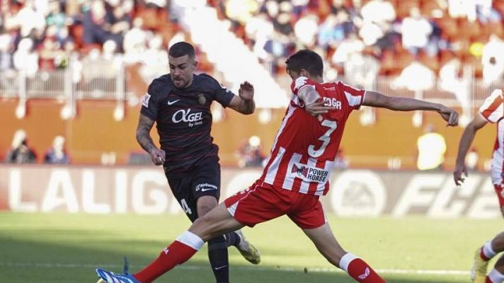 Resúmenes de LaLiga - Almería- Mallorca: resumen del partido de la 17ª jornada