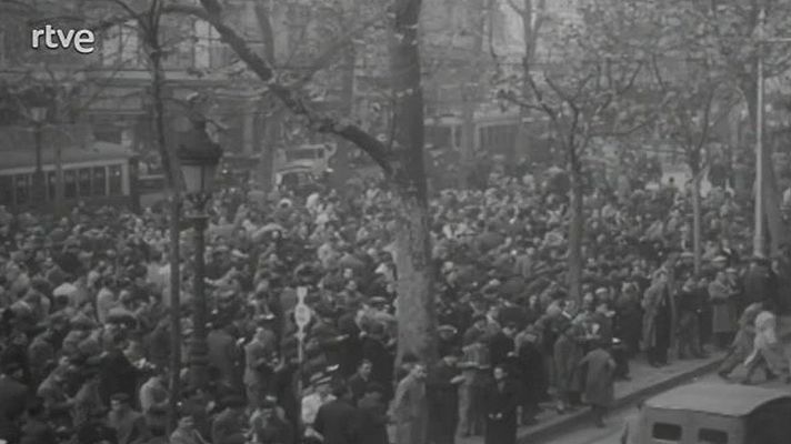 NO-DO - Lotería de Navidad, Barcelona 1946