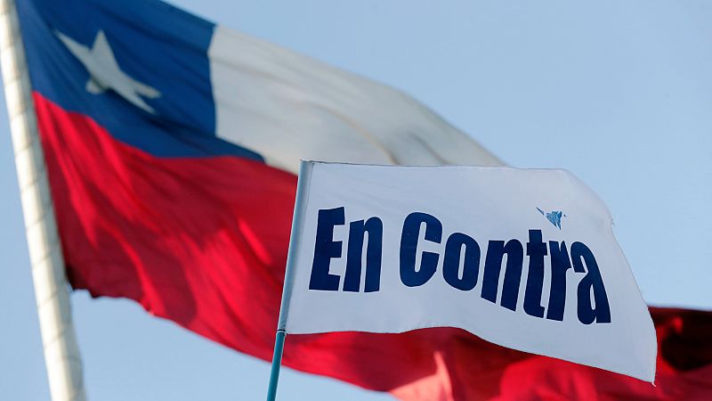 El 55% de los chilenos rechaza la nueva constitución