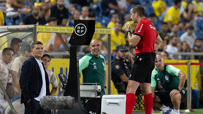 La RFEF y LaLiga publicarán las conversaciones entre los árbitros y el VAR