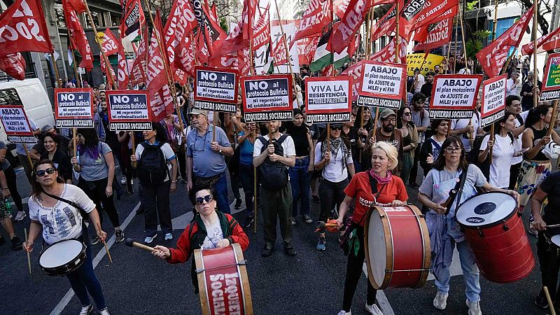 El plan antipiquetes desinfla la primera gran protesta contra el Gobierno de Milei