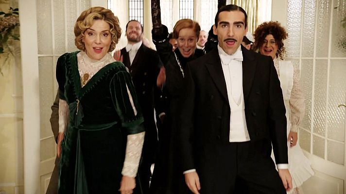 Especiales de Navidad - La Promesa lo da todo al ritmo de "Yo quiero bailar"