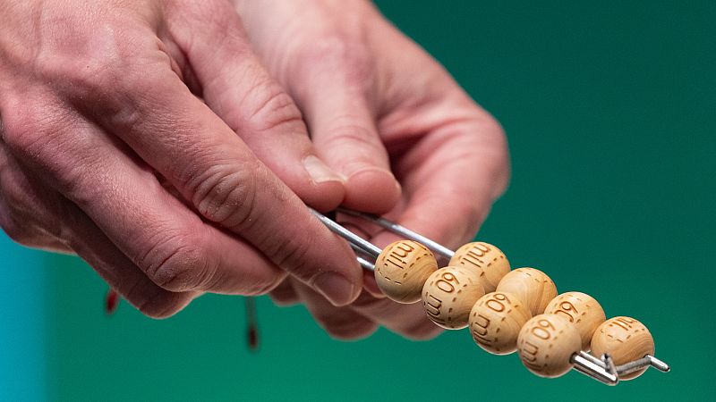 El 'premio de consolacin' de la Lotera de Navidad: croquetas a cambio de dcimos no premiados