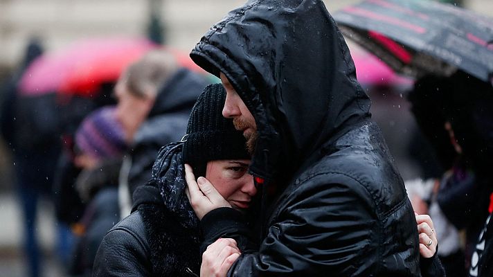 Día de luto nacional por las víctimas del tiroteo en Praga