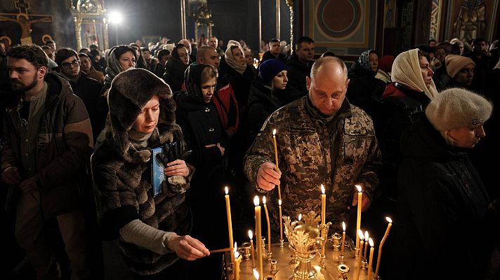 Ucrania celebra por primera vez la Navidad en diciembre