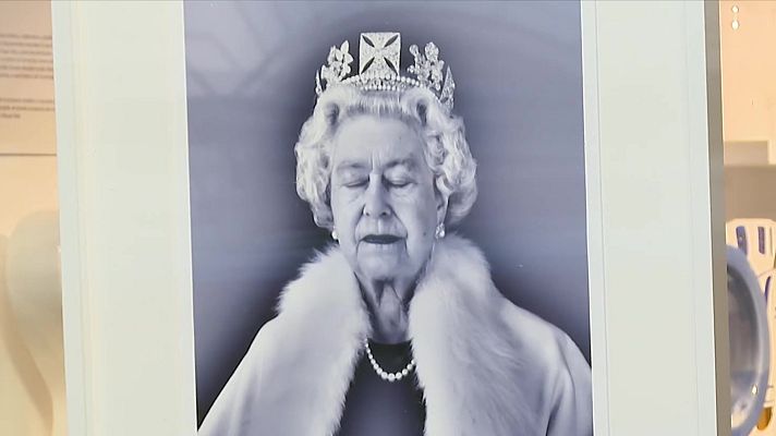 Telediario 1 - Los retratos iluminados de Chris Levine, expuestos en Madrid