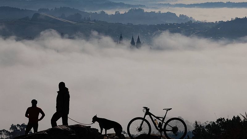 El tiempo: Continúa el tiempo anticiclónico, con nieblas en la Meseta, Extremadura y el Ebro - Ver ahora