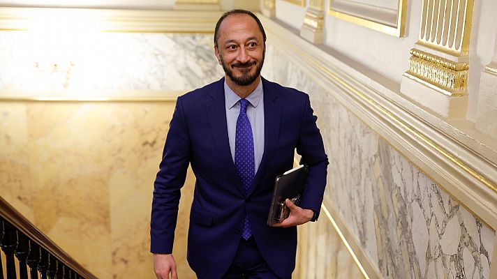 La hora de La 1 - El PSOE aplaude "la defensa de la Constitución" que hizo Felipe VI en su mensaje: "Coincidimos con lo que el rey dijo"