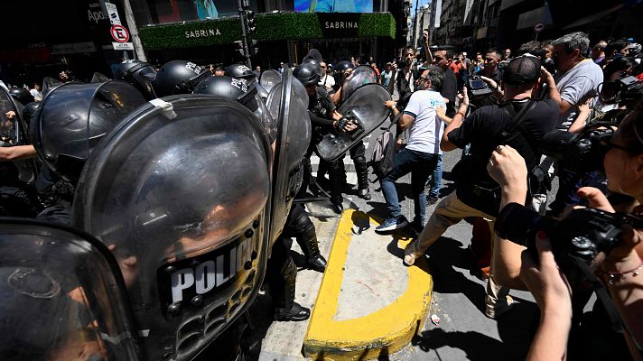 Protestas contra Milei en Argentina ante las reformas económicas del presidente