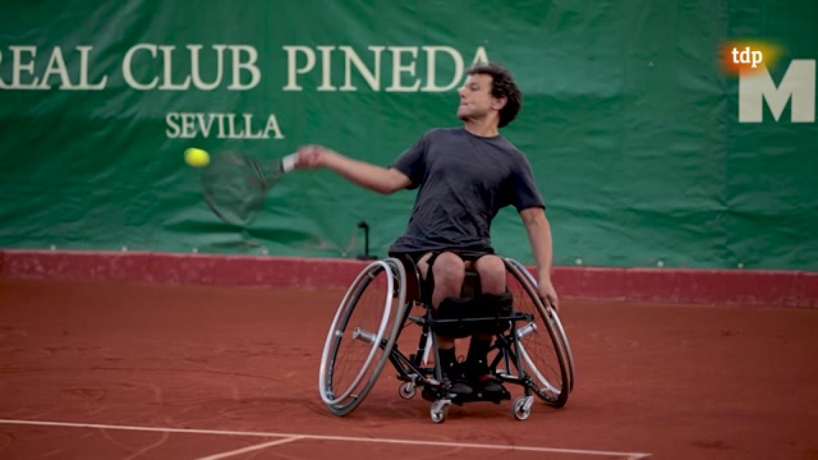 Tenis en silla de ruedas - Genios sobre ruedas