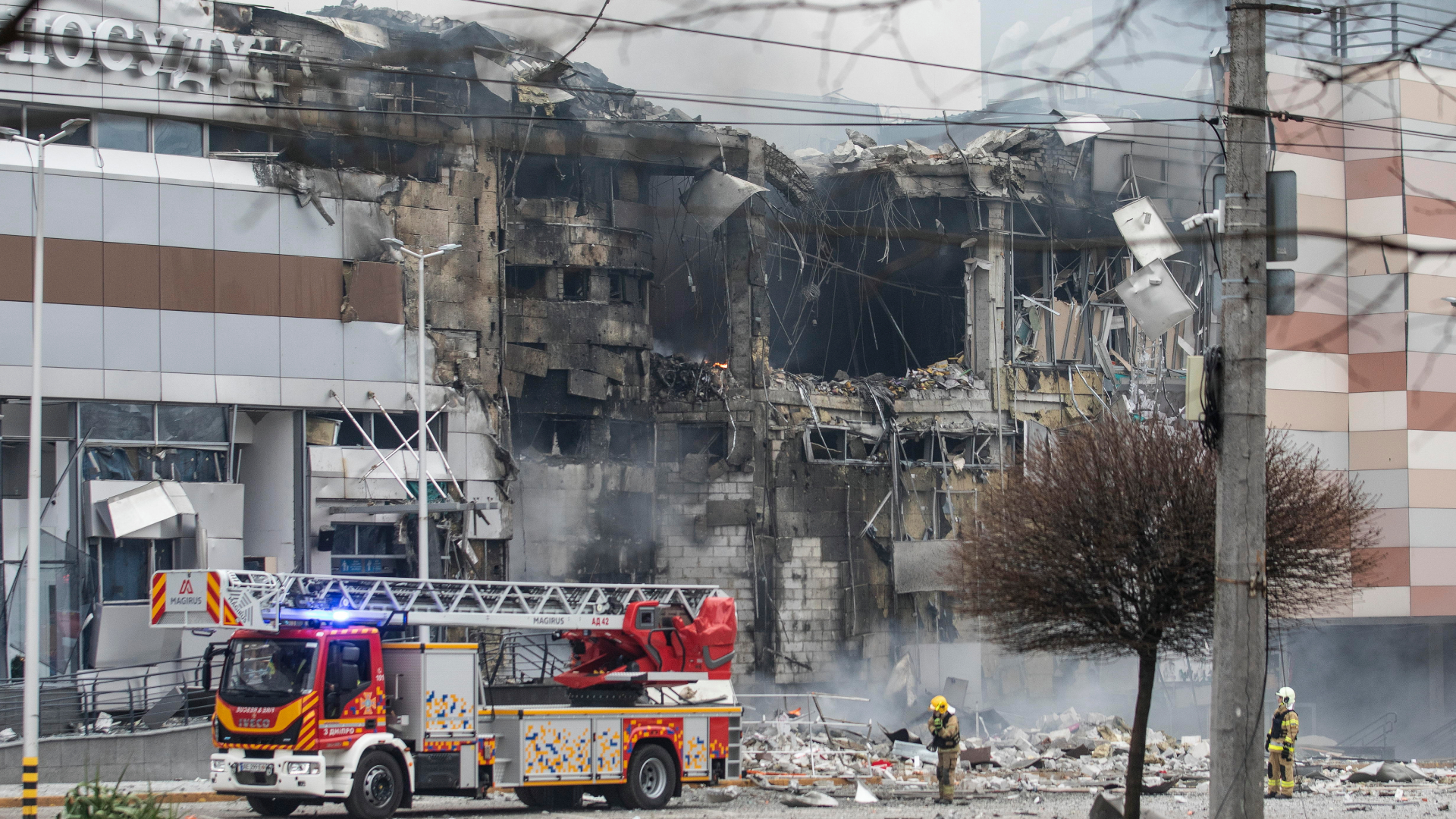 Ucrania Sufre Un Bombardeo Masivo De Misiles Y Drones