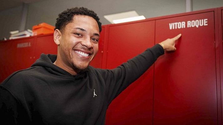 Telediario 1 - Vitor Roque rompe tópicos: "Fuera del campo soy tranquilo"