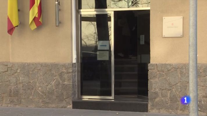 L'Informatiu - Troben el cadàver d'una dona amb signes de violència al districte de Sant Martí